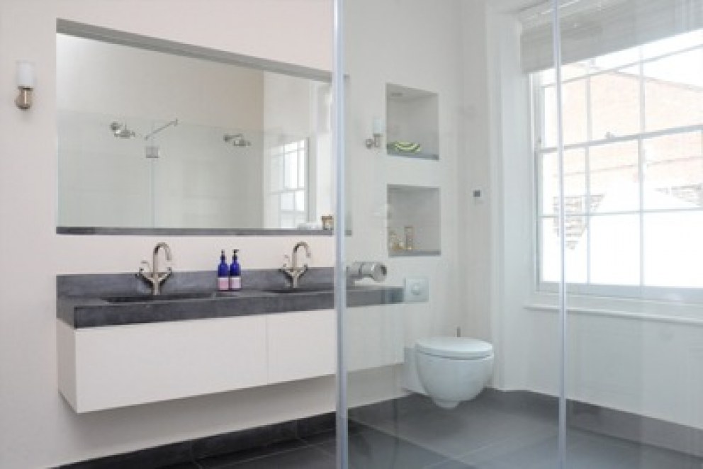 Chelsea Townhouse | master bathroom | Interior Designers